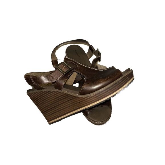 Timberland Earthkeepers Danforth Brown Wedge Leather Sandals Size 9 Anti-Fatigue - Picture 3 of 15